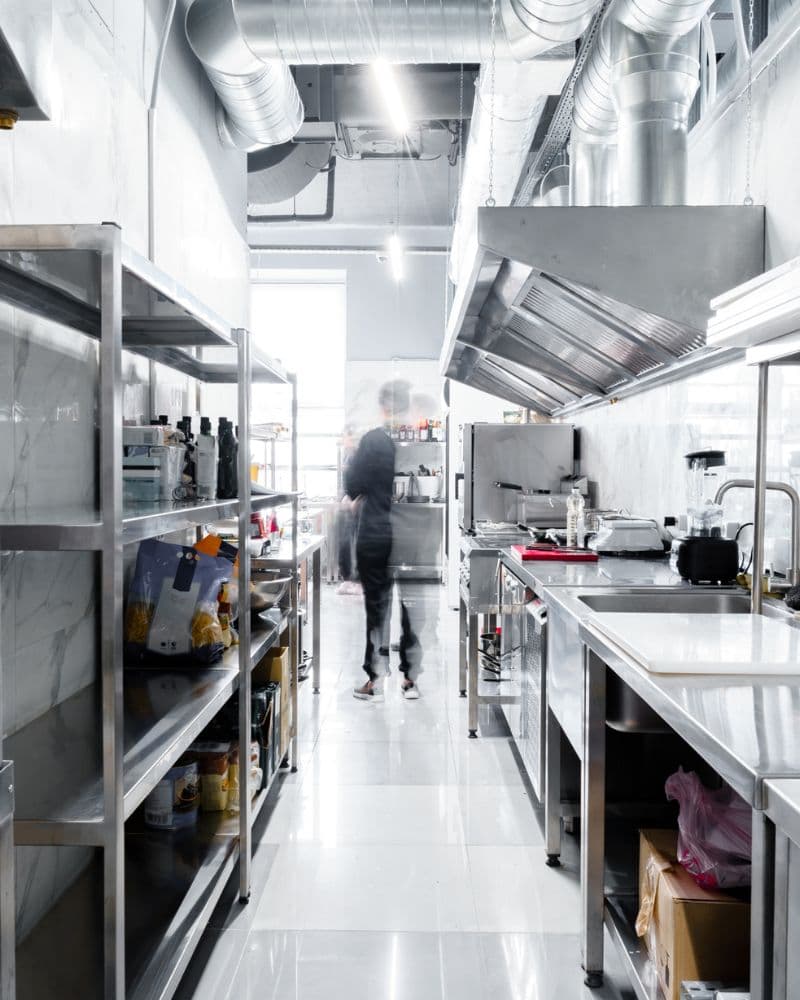 Cuisine propre et conforme après mise en conformité
